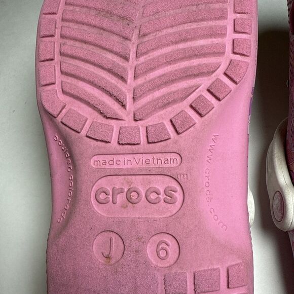 Crocs Limited Edition Hello Kitty And Friends Classic Clog Pink / White Size 6 - Picture 9 of 15